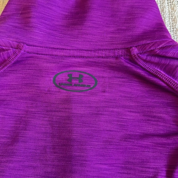 Purple 1/4 zip Under Armour pullover Youth Large - Picture 5 of 5